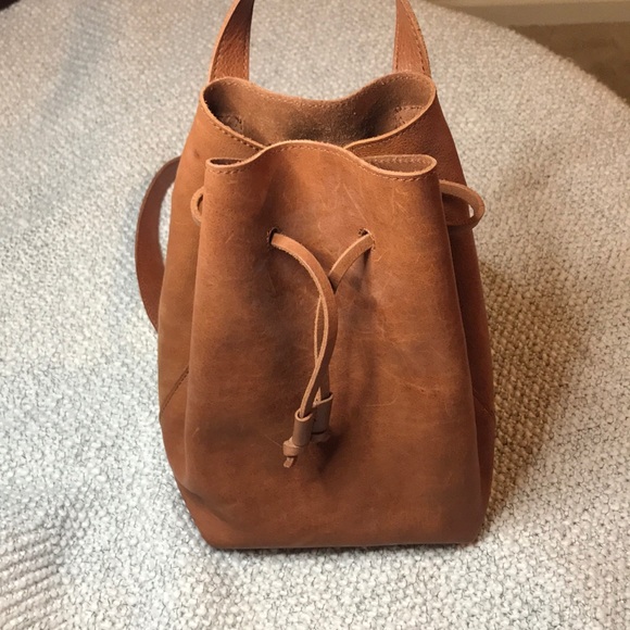 Madewell Handbags - Madewell Genuine Leather Drawstring Backpack